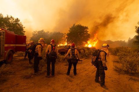 美國(guó)加州山火失控?cái)U(kuò)散，亞馬遜物流派送大規(guī)模拖延！